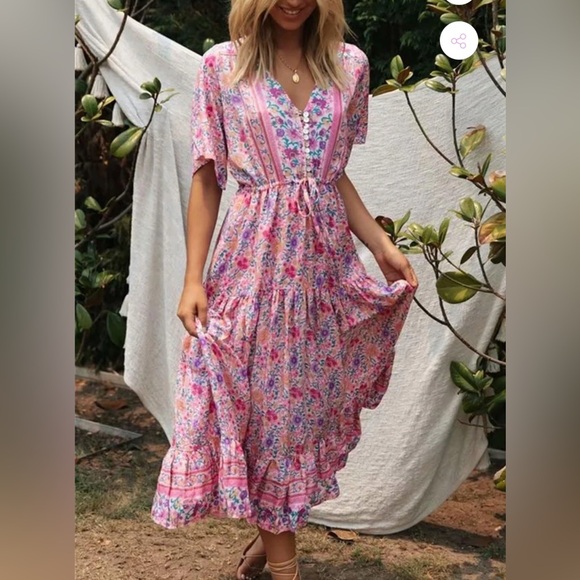 Chic Floral Maxi Dress in Pink - Picture 1 of 7